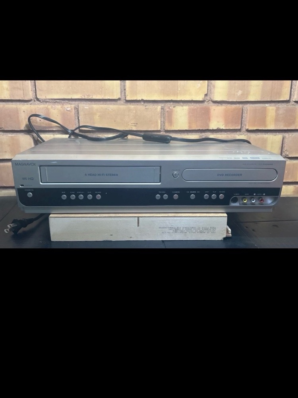 Magnavox MWR20V6 Combo Player DVD Recorder - Tested And Working - No Remote